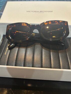 NIB Victoria Beckham